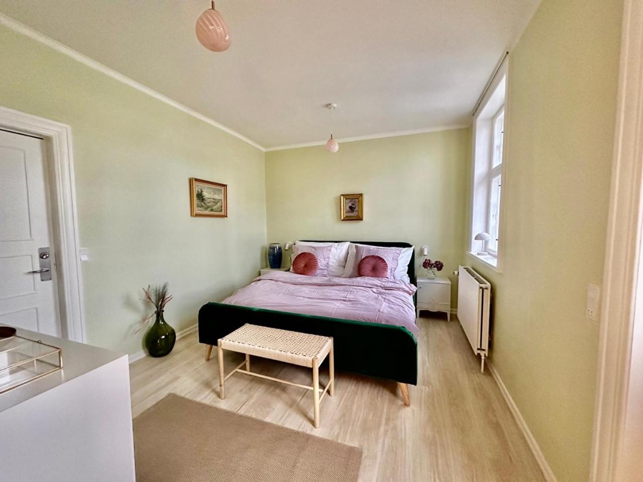 Hirtshals Gamle Station Bed & Breakfast Exterior photo